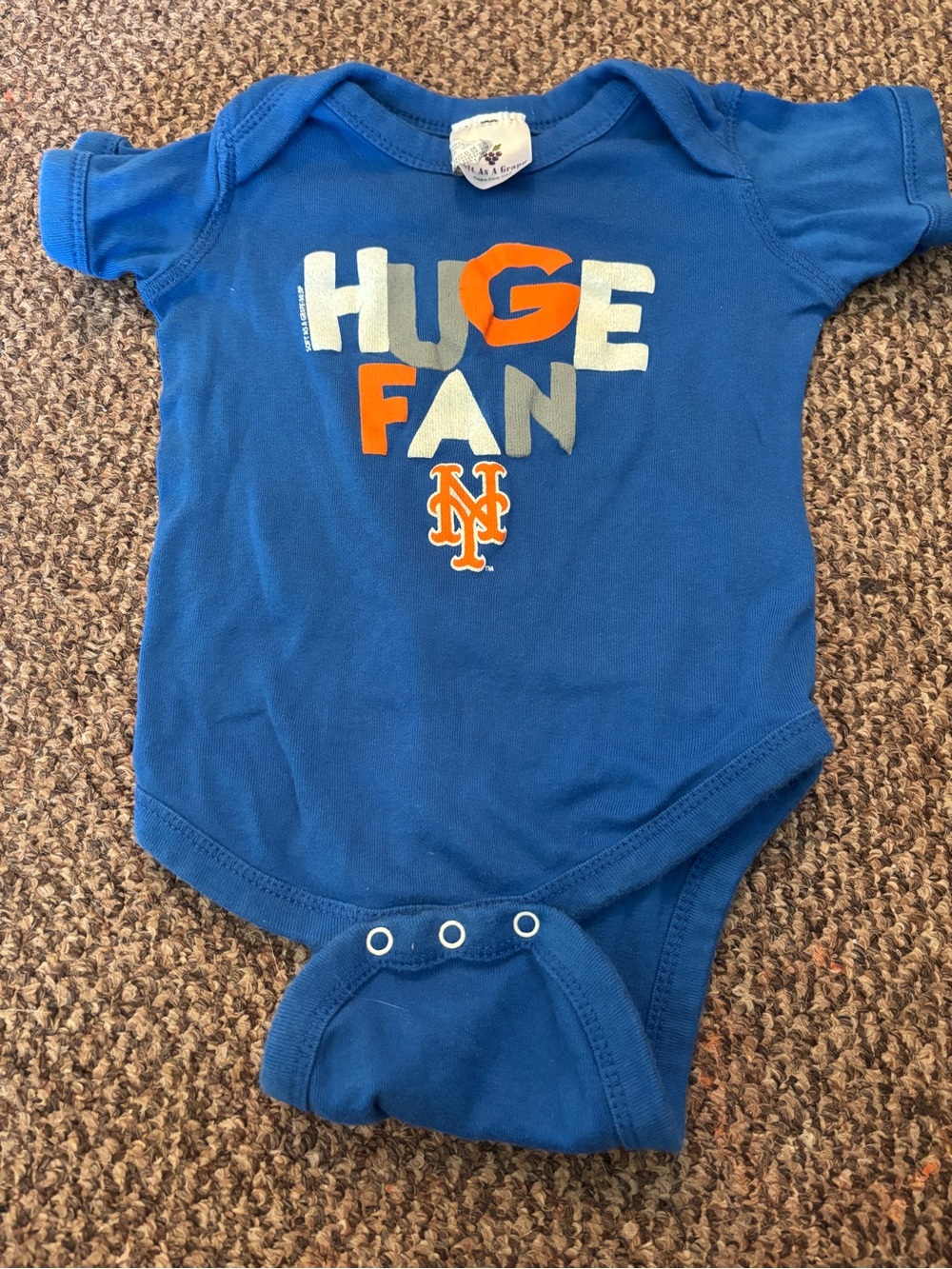 Blue 'Huge Fan' Baby One-Piece Bodysuit - MLB New York Mets